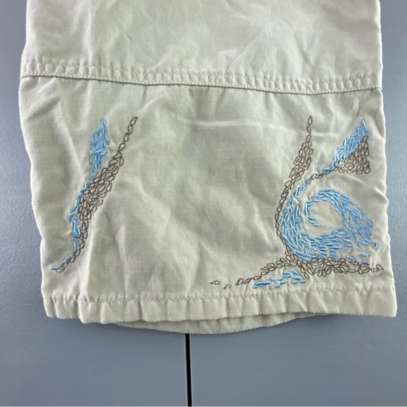 Horny Toad khaki embroidered surf print peddle pushers, 6 - Picture 9 of 15